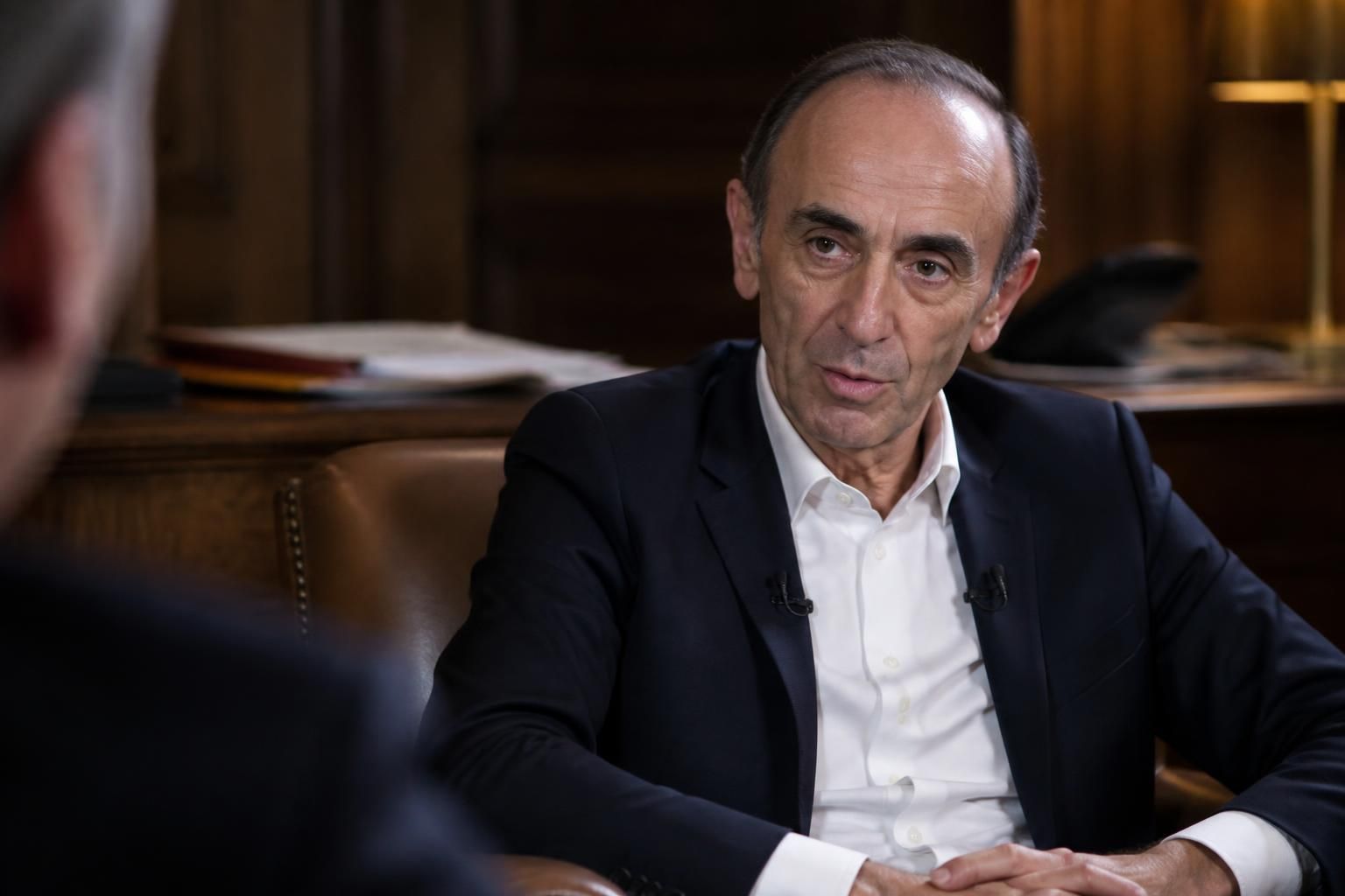 Entretien exclusif : Éric Zemmour s’exprime – Propos recueillis par l’AFP découvrez l'entretien exclusif d'éric zemmour, recueilli par l'afp, où il partage ses opinions et réponses aux questions clés.