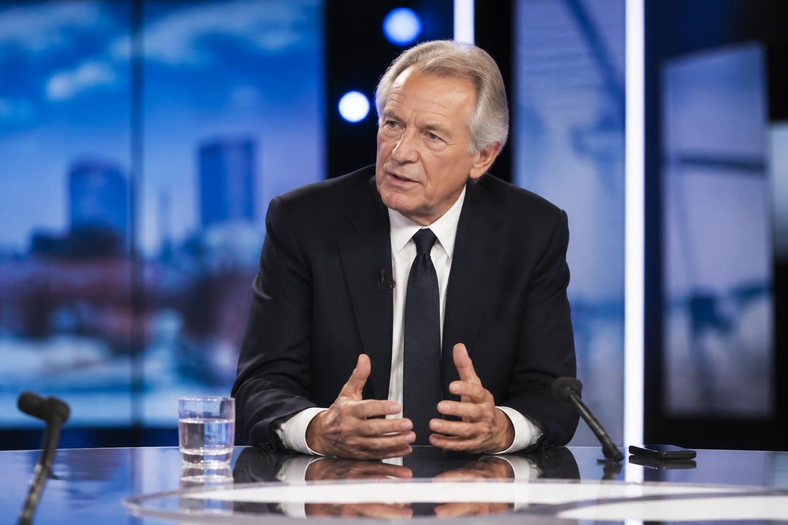 Dominique de Villepin en direct sur BFM Politique : Décryptage du plateau TV du dimanche 30 août 2026 revivez l'intervention en direct de dominique de villepin sur bfm politique : analyse et décryptage du plateau tv du dimanche 30 août 2026.
