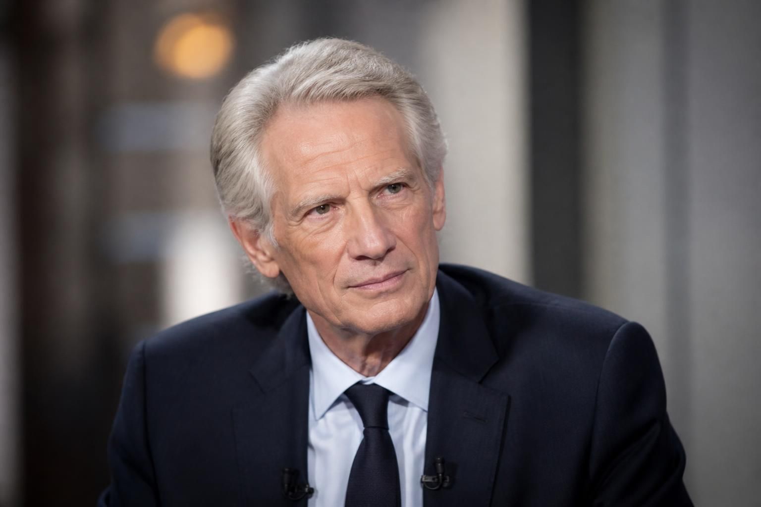 découvrez l'entretien exclusif avec dominique de villepin, un échange inédit et captivant rapporté par cnews.